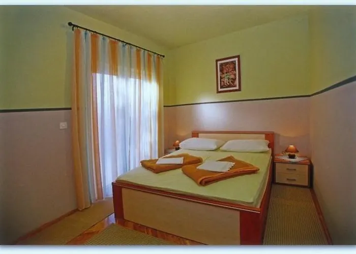 Bubi Hvar 1 Apartman