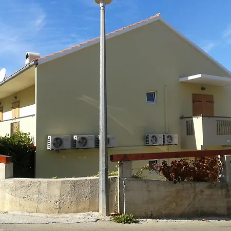 Bubi Hvar 1